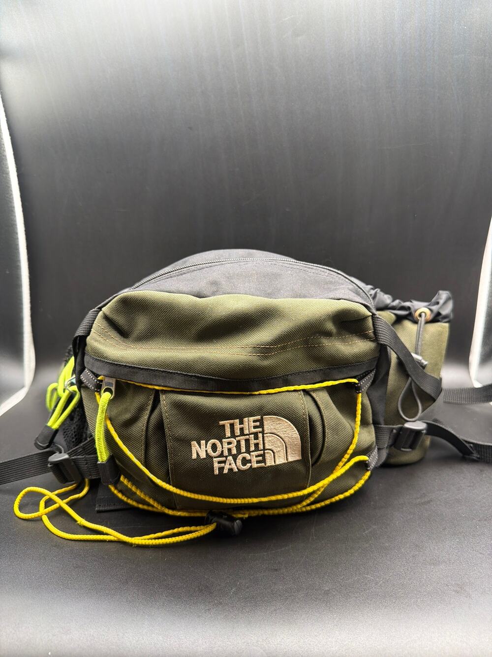The North Face Sport Hiker Lumbar Pack 9L Green Yellow Vintage Waist Hiking Bag